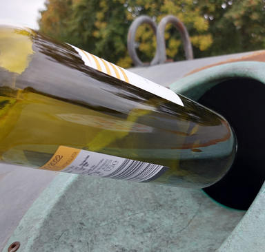 Weißglas bleibt Weißglas und Braunglas bleibt Braunglas