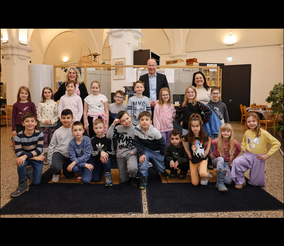 Rund 30 kreative Einsendungen bei Mal- und Bastelwettbewerb des Abfallwirtschaftsbetriebs